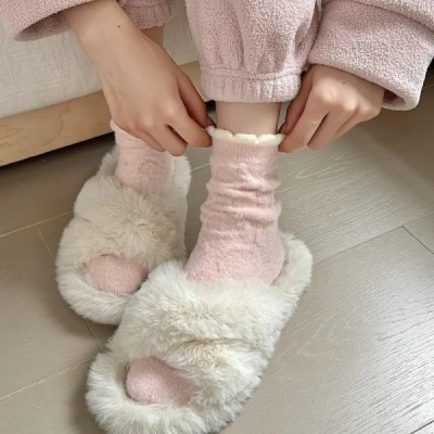 A Pair of Sweet Thickened Socks Pink Strawberry Soft Skin-friendly War